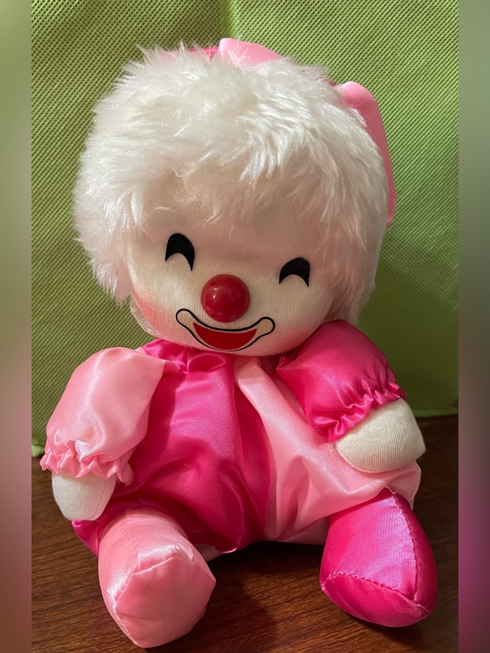 1980’s Vintage wind up clown musical moving head pink